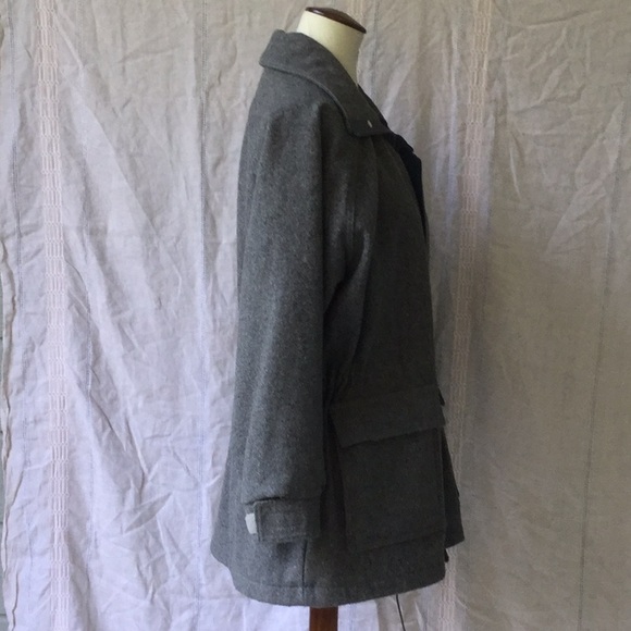 L.L. Bean Wool Jacket Lined Zippered With Snaps - Picture 4 of 5